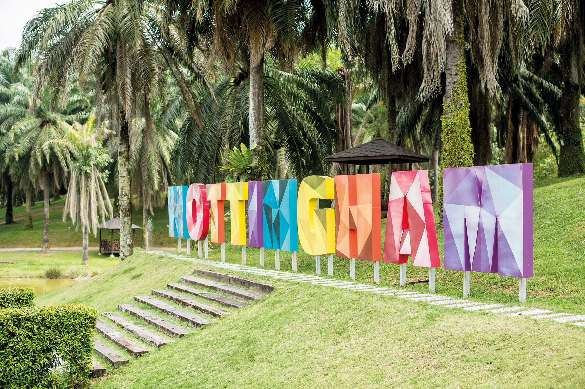 Connected campuses, global minds Image